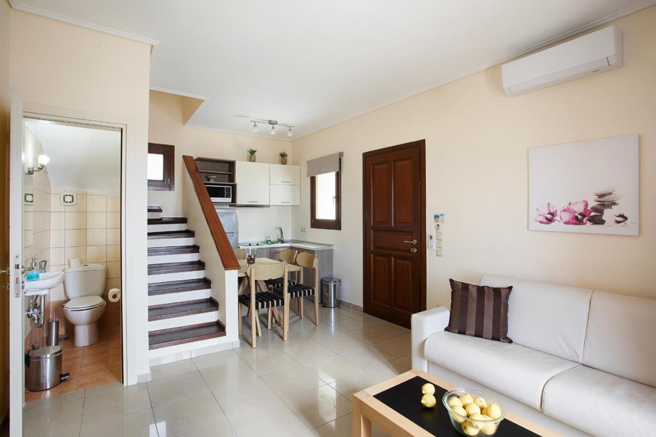 Aithra -Agios Petros Andros Villa กาวริยอน ภายนอก รูปภาพ